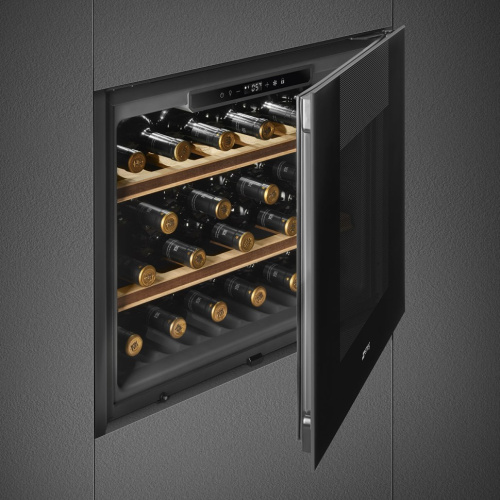 Встраиваемый винный шкаф SMEG CVI121B3