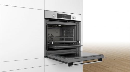 Духовой шкаф BOSCH HBG537NS0R