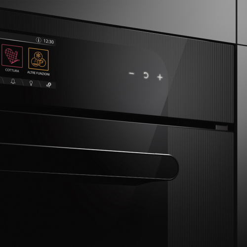 Духовой шкаф с паром SMEG SOP6204S2PB