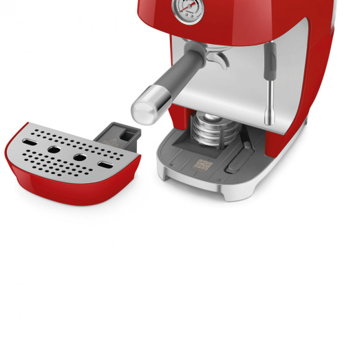 Кофемашина SMEG ECF03RDEU