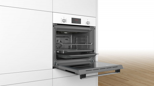 Духовой шкаф BOSCH HBF114EW0R