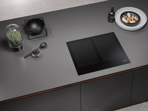 Индукционная варочная панель MIELE KM7564 FL